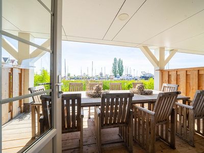 balcony-terrace