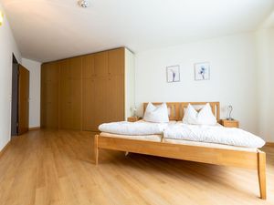 23881290-Ferienwohnung-4-Immenstaad am Bodensee-300x225-3