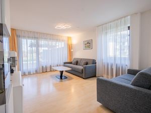 23881330-Ferienwohnung-5-Immenstaad am Bodensee-300x225-4