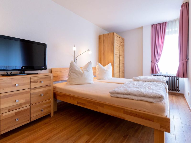 23881354-Ferienwohnung-3-Immenstaad am Bodensee-800x600-2