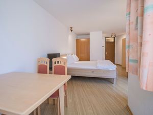 23881376-Ferienwohnung-3-Immenstaad am Bodensee-300x225-2