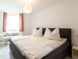 23881381-Ferienwohnung-4-Immenstaad am Bodensee-300x225-3