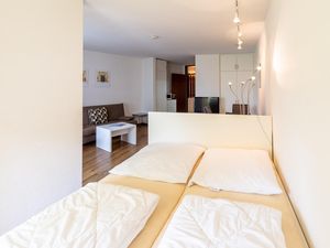 23881386-Ferienwohnung-3-Immenstaad am Bodensee-300x225-1