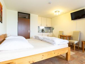 23881396-Ferienwohnung-2-Immenstaad am Bodensee-300x225-0