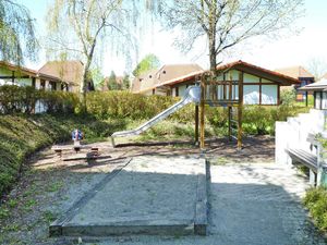 23290142-Ferienwohnung-2-Immenstaad am Bodensee-300x225-3