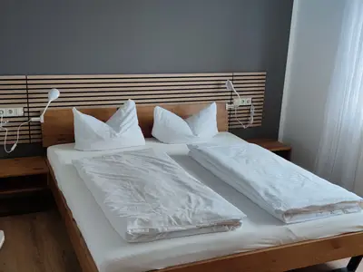 2 Zimmerwohnung mit Seeblick Schlafzimmer