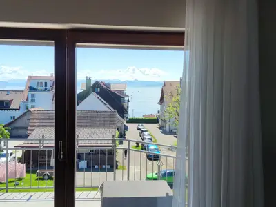Ferienwohnung mit drei Zimmern und Blick auf den Bodensee