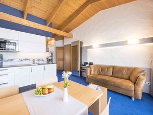 18288441-Ferienwohnung-2-Immenstaad am Bodensee-300x225-5