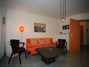 24035593-Ferienwohnung-4-Immenstaad am Bodensee-300x225-3