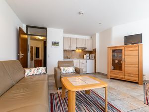 23881372-Ferienwohnung-4-Immenstaad am Bodensee-300x225-0