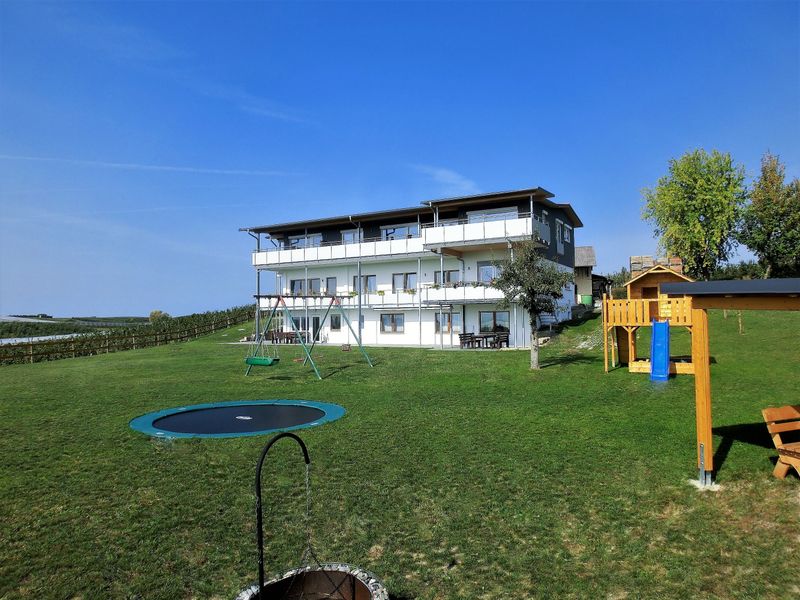 18288431-Ferienwohnung-4-Immenstaad am Bodensee-800x600-0