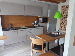 18545828-Ferienwohnung-3-Immenstaad am Bodensee-300x225-1