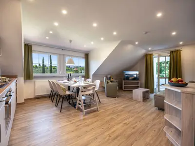 wunderschöner Blick in Richtung Bodensee & Weinberg