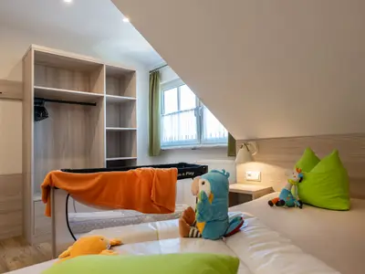 Schlafzimmer hell & gemütlich