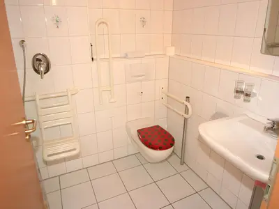 INSIDE, BATHROOM