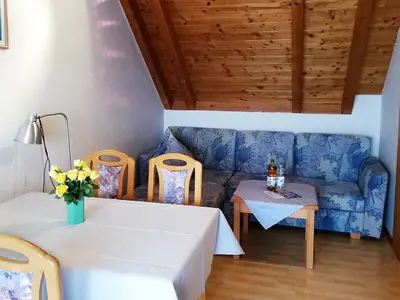 Photo, INSIDE, OUTSIDE