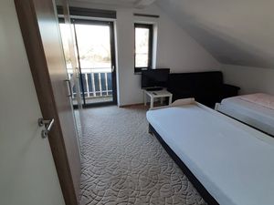 23448274-Ferienwohnung-9-Immenstadt-300x225-4