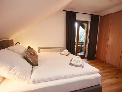 Schlafzimmer 2