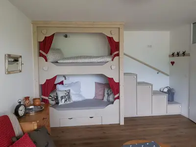 Ein modernes bayrisches Alkovenbett