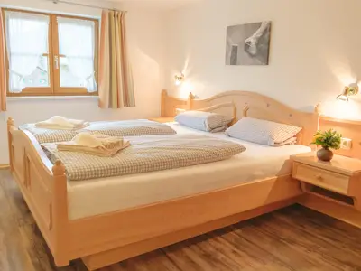 Schlafzimmer - Fewo Blumenwiese