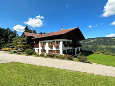 Große Liegewiesen