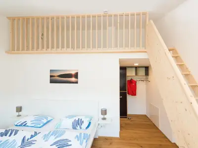 Schlafzimmer mit Empore