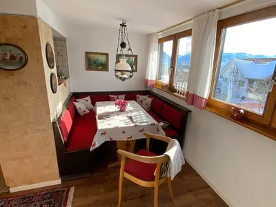 Essbereich_mit_Bergblick