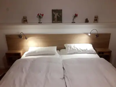 Schlafzimmer_Doppelbett