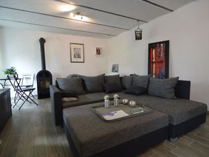 19341058-Ferienwohnung-2-Immerath-300x225-4