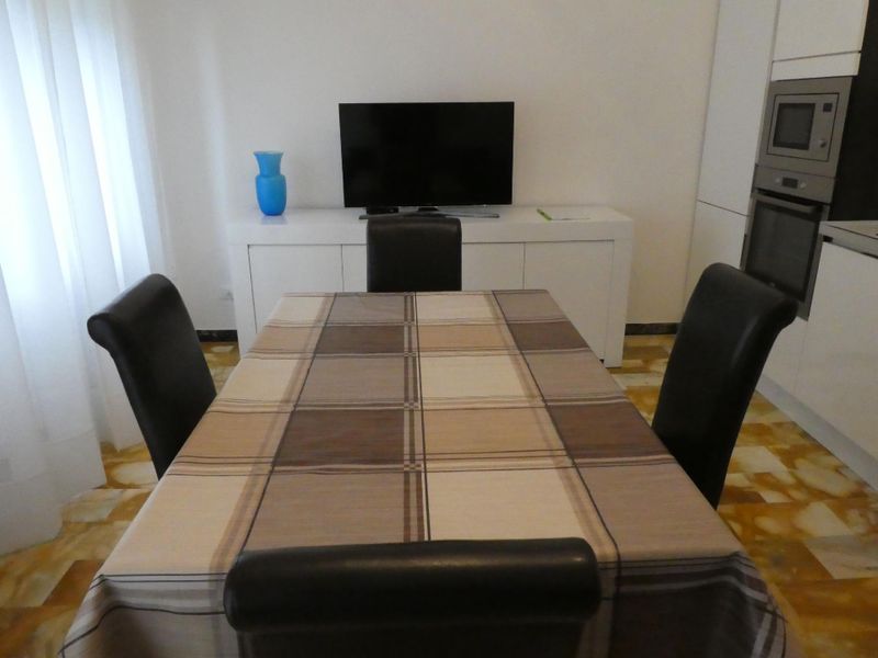 23384504-Ferienwohnung-4-Imperia-800x600-0