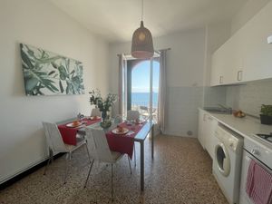 23850627-Ferienwohnung-5-Imperia-300x225-4