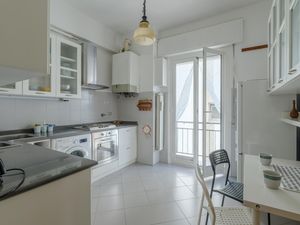 24002425-Ferienwohnung-6-Imperia-300x225-3