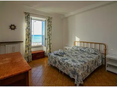 Ferienwohnung für 4 Personen (55 m²) in Imperia 1/10