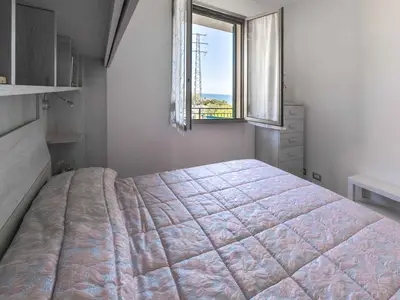 Ferienwohnung für 3 Personen (40 m²) in Imperia 6/10