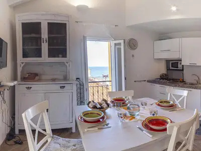 Ferienwohnung für 5 Personen (65 m²) in Imperia 1/10