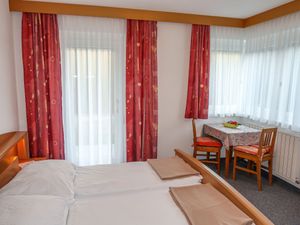 23846188-Ferienwohnung-4-Imst-300x225-2