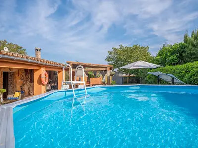 PoolOfHouse