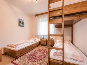 23539417-Ferienwohnung-5-Innerkrems-300x225-4