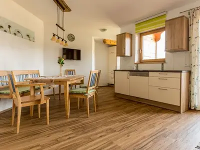 Ferienwohnung für 6 Personen (65 m²) in Innerschwand 9/10