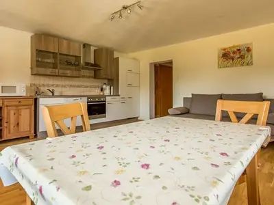 Ferienwohnung für 4 Personen (45 m²) in Innerschwand 9/10