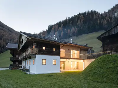 Giatla Hof Kalkstein Villgratental Außenansicht Ga