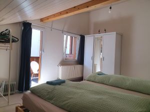 23918920-Ferienwohnung-5-Interlaken-300x225-2