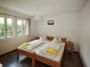 23346694-Ferienwohnung-7-Interlaken-300x225-3