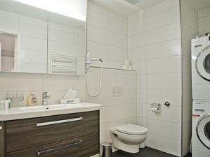 23909194-Ferienwohnung-2-Interlaken-300x225-4