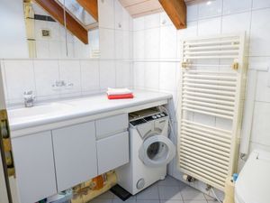 23852958-Ferienwohnung-2-Interlaken-300x225-5