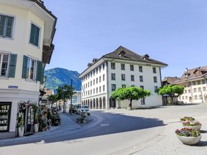 23860922-Ferienwohnung-4-Interlaken-300x225-3