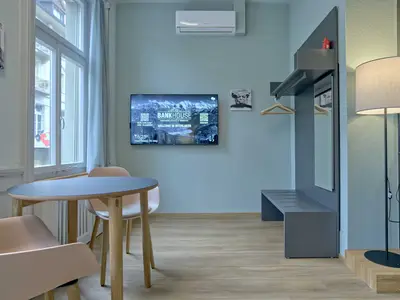 Wohnzimmer / Essbereich / Küche