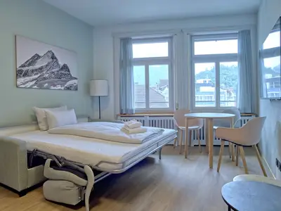 Wohnzimmer / Sofa Bett / Essbereich / Küche