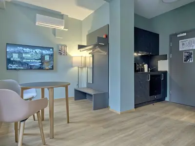 Wohnzimmer / Essbereich / Küche