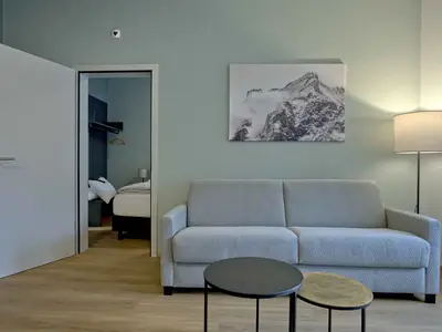 Wohnzimmer / Sofa Bett / Essbereich / Küche